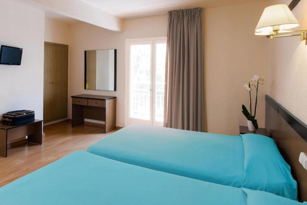 The Bb Hotel Boutique Can Colom Lloret de Mar Bagian luar foto