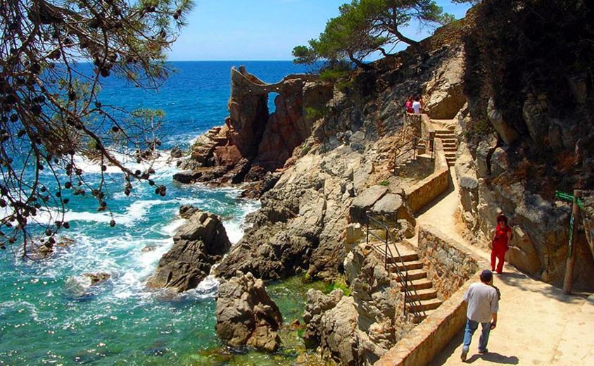 The Bb Hotel Boutique Can Colom Lloret de Mar Bagian luar foto