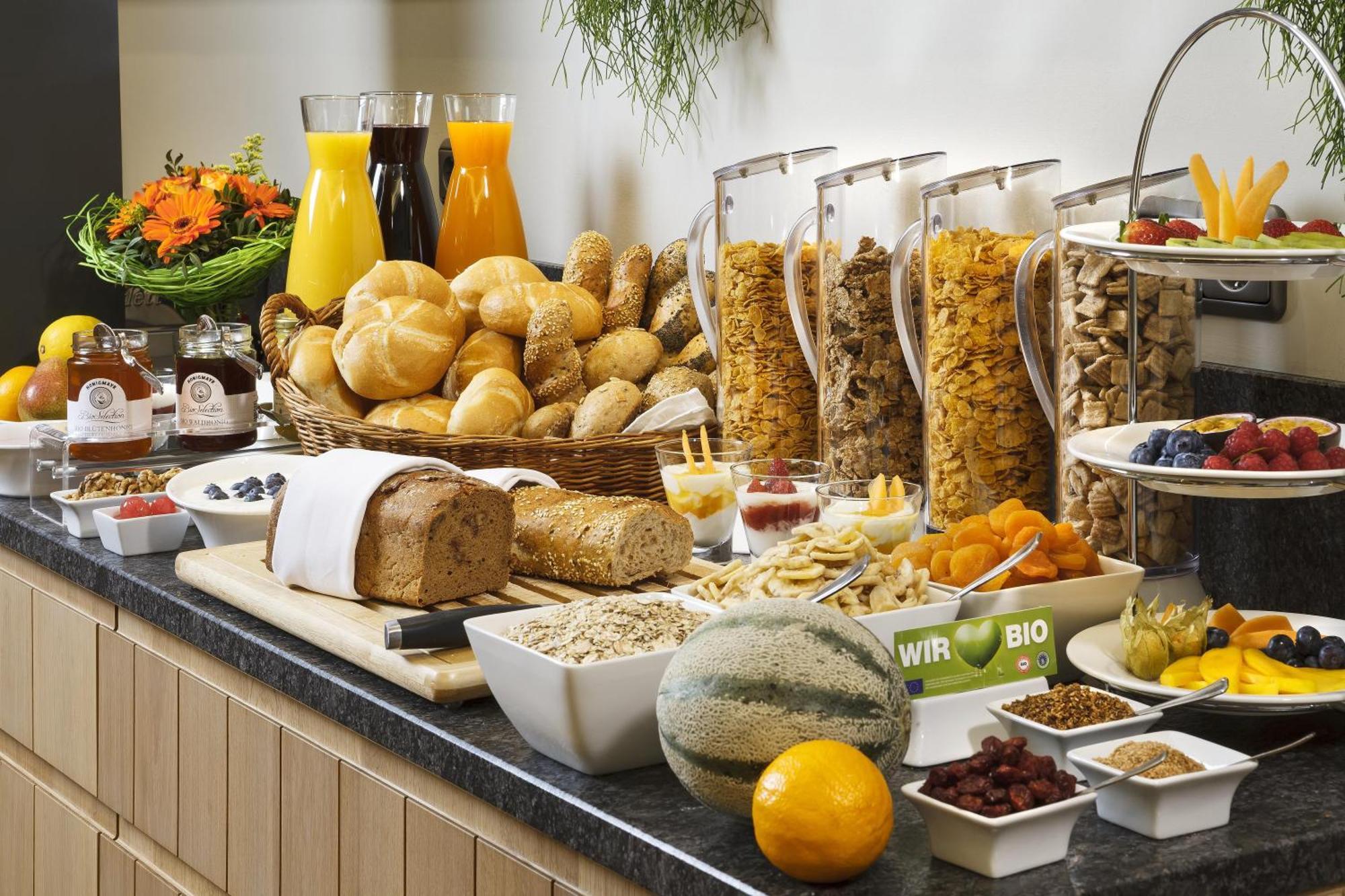 The Bb Hotel Boutique Can Colom Lloret de Mar Bagian luar foto